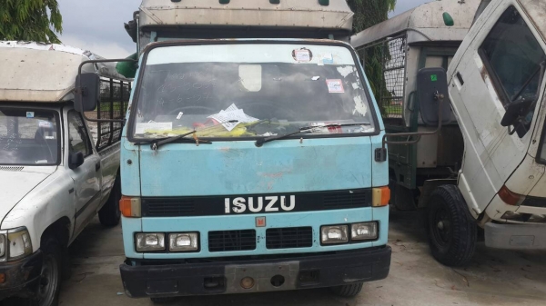 ขาย ISUZU NKR 4ล้อ ตามสภาพ