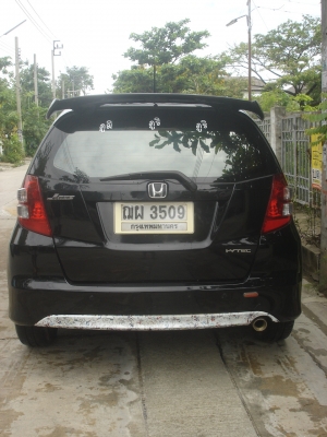 ขายรถเก๋ง HONDA JAZZ ขายรถเก๋ง HONDA JAZZ