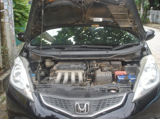 ขายรถเก๋ง HONDA JAZZ ขายรถเก๋ง HONDA JAZZ