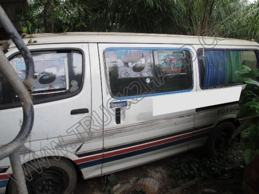 รถตู้ TOYOTA LH112R-RBMES 11ที่นั่ง