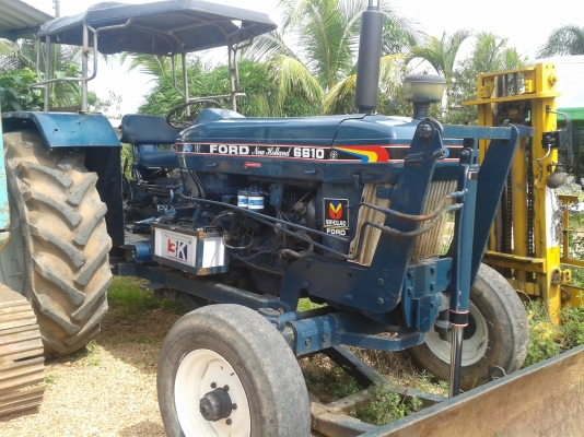 รถไถ FORD 6610ตัวแท้ ตัวสุดท้าย เสื้อลาย รถสวย อุปกรณ์2ชิ้น พร้อมใช้งาน เอกสารเล่มทะเบียน 087-2976734