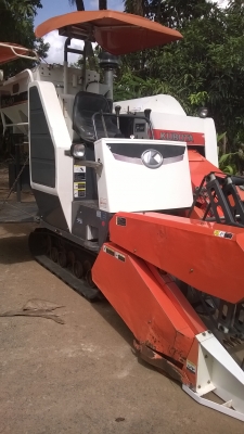 ขายด่วนรถเยวข้าวdc60พร้อมพ่วงลาก 399000 บาท