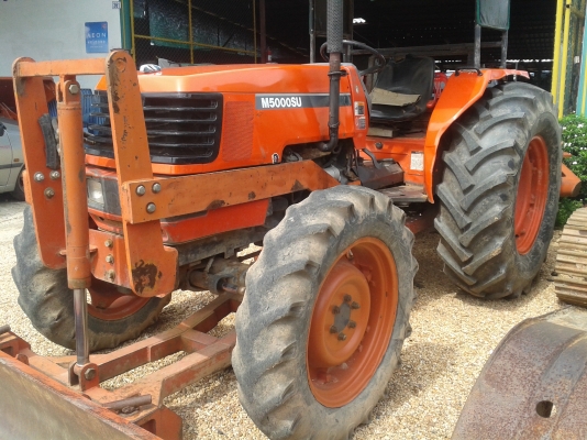 KOBOTA M5000 2เพลา พร้อมใช้งาน รถสวย เครื่องดี เอกสารเล่มทะเบียน อุปกรณ์2ชิ้น ราคาคุยได้ 087-2976734