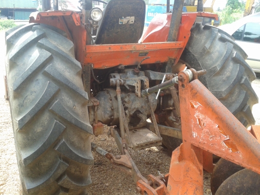 KOBOTA M5000 2เพลา พร้อมใช้งาน รถสวย เครื่องดี เอกสารเล่มทะเบียน อุปกรณ์2ชิ้น ราคาคุยได้ 087-2976734