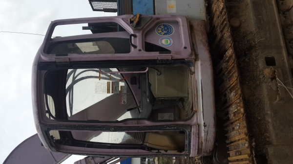 รถเเม็คโครSUMITOMO 135 เก่านอกใช้งานได้ปกติ 540000