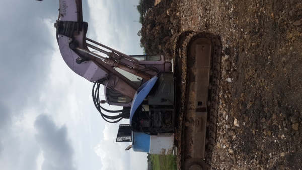 รถเเม็คโครSUMITOMO 135 เก่านอกใช้งานได้ปกติ 540000