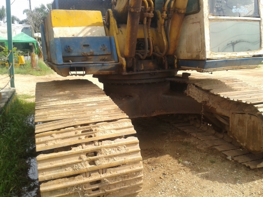 KOMATSU PC200-3 เครื่องดี ปั๊มแรง รถพร้อมใช้ ช่วงล่างใช้ได้ ราคาคุยได้ 087-2976734