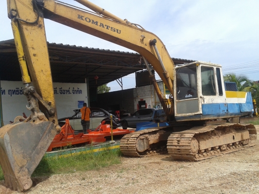 KOMATSU PC200-3 เครื่องดี ปั๊มแรง รถพร้อมใช้ ช่วงล่างใช้ได้ ราคาคุยได้ 087-2976734