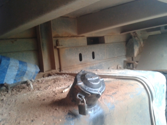 6ล้อดั้มพ์ ISUZU rocky 195แรงม้า คัทซีสวย เครื่องดี เอกสารครบ 087-2976734