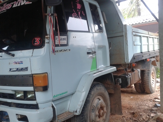 6ล้อดั้มพ์ ISUZU rocky 195แรงม้า คัทซีสวย เครื่องดี เอกสารครบ 087-2976734