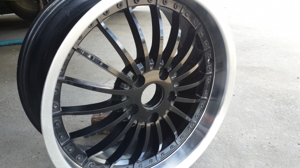 ล้อขอบ 18 5รู114 กว้าง 8.5 ครบชุด 4วง