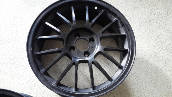 ขอบ 17 4รู100 พร้อมยาง ครบชุด