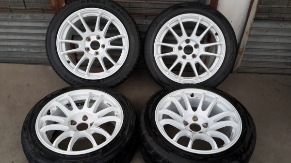 Advan RZ งาน cosmis ขอบ 17 5รู114 หน้า 8.5 หลัง 9.5 พร้อมยาง