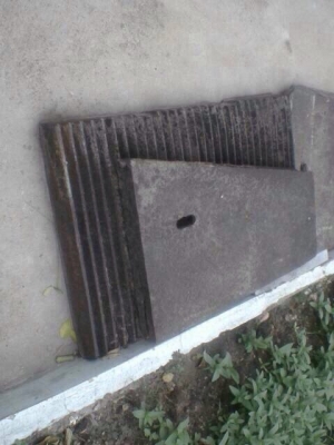 ขายฟันปากโม่ของวีเหลี่ยม40*8นิ้ว17000บาท ,แผ่นยันฟัน42*30นิ้ว20000บาท (เก่าเก็บ)