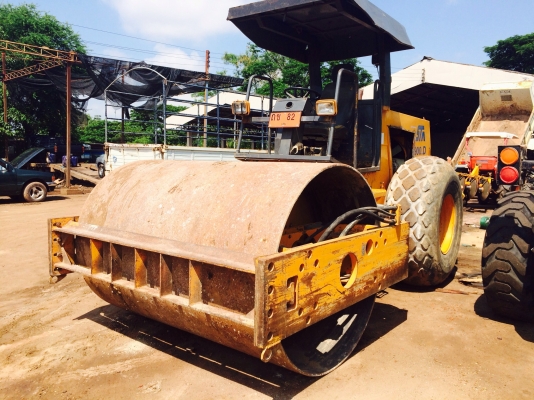 ขายด่วน   รถบดล้อยาง  สิบตัน  สองเพลา  พร้อมใช้งาน