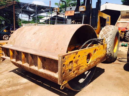 ขายด่วน   รถบดล้อยาง  สิบตัน  สองเพลา  พร้อมใช้งาน