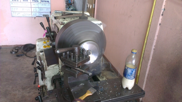 Sell> ขายแท่นกลึงมือสอง Yam Taiwan 10 ฟุต 3 เพลา มีเบลค เครื่องพร้อมใช้งาน อุปกรณ์ครบ หน้าแท่นสวย ราคาโดนใจ นครปฐมครับ Sell> ขายแท่นกลึงมือสอง Yam Taiwan 10 ฟุต 3 เพลา มีเบลค เครื่องพร้อมใช้งาน อุปกรณ์ครบ หน้าแท่นสวย ราคาโดนใจ นครปฐมครับ