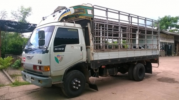 ขาย 6 ล้อ HINO FB สภาพสวยเดิมบาง เครื่อง WO4D 120 แรงม้า คัสซีสวยจัดตลอดเส้น คอกสวย ทะเบียนเต็มพร้อมโอน