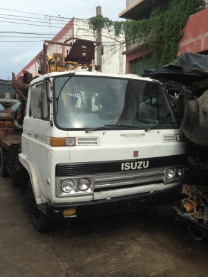 ขายรถเจาะ ตัวรถอีซูซุ
