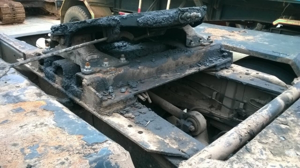 ขายหัวลากไอ้หลง ยูโรวันโบอินเตอร์ 2 เพลาสภาพสวย MMTFN527FTC 240 แรงม้า คัสซีสวยช่วงล่างแน่น เครื่องเดิมเกียร์เดิม ยางเต็ม ทะเบียนพร้อมโอนครับ ขายหัวลากไอ้หลง ยูโรวันโบอินเตอร์ 2 เพลาสภาพสวย MMTFN527FTC 240 แรงม้า คัสซีสวยช่วงล่างแน่น เครื่องเดิมเกียร์เดิม ยางเต็ม ทะเบียนพร้อมโอนครับ