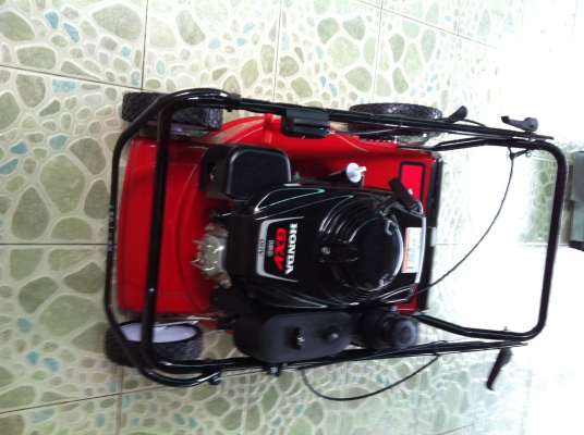 ขายรถเข็นตัดหญ้าอัตโนมัติ Honda 4 จังหวะ 5.5 แรงม้า