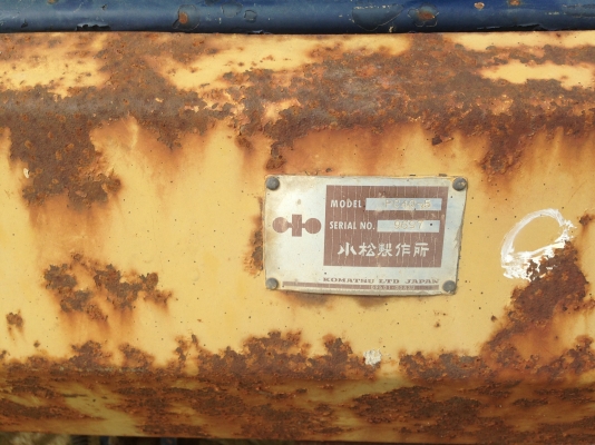 ขายรถแบคโฮ KOMATSU รุ่น PC40-5 ขายรถแบคโฮ KOMATSU รุ่น PC40-5