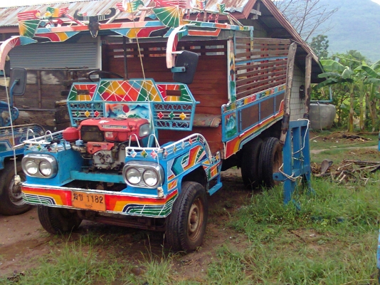 ต้องการขายรถอีแต๋น