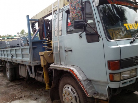 รถบรรทุก 6 ล้อ