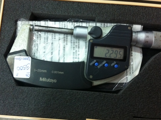 ไมโครมิเตอร์ MITUTOYO วัดนอกขนาด 0 - 25 มม. วัดได้ละเอียด 0.001 มม. วัดได้ทั้ง นิ้วและมิล พร้อมใช้งาน ไมโครมิเตอร์ MITUTOYO วัดนอกขนาด 0 - 25 มม. วัดได้ละเอียด 0.001 มม. วัดได้ทั้ง นิ้วและมิล พร้อมใช้งาน
