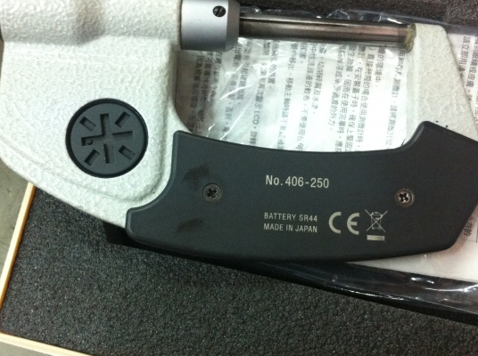 ไมโครมิเตอร์ MITUTOYO วัดนอกขนาด 0 - 25 มม. วัดได้ละเอียด 0.001 มม. วัดได้ทั้ง นิ้วและมิล พร้อมใช้งาน ไมโครมิเตอร์ MITUTOYO วัดนอกขนาด 0 - 25 มม. วัดได้ละเอียด 0.001 มม. วัดได้ทั้ง นิ้วและมิล พร้อมใช้งาน