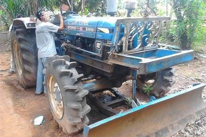 ***ขายแล้วครับขอบคุณ Truck2hand ขายรถไถ2เพลา FORD 6610เสื้อลาย เครื่องเดิมปั้มเดิมแน่นดี แรงดี สตาร์ทติดง่าย ปั้มดี เกียร์ดี ไม่หลุด คานหน้า คาราโร่ สภาพดี ระบบไฮฯครบ ระบบดี ยกหางไม่มียุบ ยางดี4เส้น พร้อมอุปกรณ์3ชิ้น ใบดัน หาง4 หาง6สภาพดีไม่ผุ สีสันดี ยาง