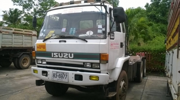 ขายหัวลาก 10 ล้อ 2 เพลา ROCKY 240 หัวขาว FXZ23KFY เครื่อง 6SD1 240 แรงม้า เกียร์ Easton คัสซีสวย เบรคทิฟฟี่ ทะเบียนพร้อมโอนครับ ขายหัวลาก 10 ล้อ 2 เพลา ROCKY 240 หัวขาว FXZ23KFY เครื่อง 6SD1 240 แรงม้า เกียร์ Easton คัสซีสวย เบรคทิฟฟี่ ทะเบียนพร้อมโอนครับ