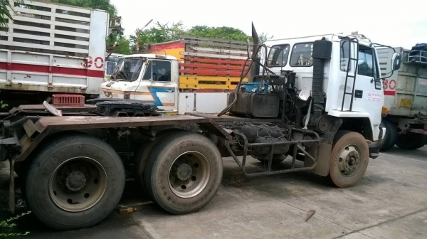 ขายหัวลาก 10 ล้อ 2 เพลา ROCKY 240 หัวขาว FXZ23KFY เครื่อง 6SD1 240 แรงม้า เกียร์ Easton คัสซีสวย เบรคทิฟฟี่ ทะเบียนพร้อมโอนครับ ขายหัวลาก 10 ล้อ 2 เพลา ROCKY 240 หัวขาว FXZ23KFY เครื่อง 6SD1 240 แรงม้า เกียร์ Easton คัสซีสวย เบรคทิฟฟี่ ทะเบียนพร้อมโอนครับ