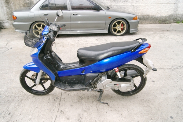 ขายนูโวตัวเก่าแท้ ๆ สีน้ำเงิน ทะเบียนโอน ขาดปีหน้า