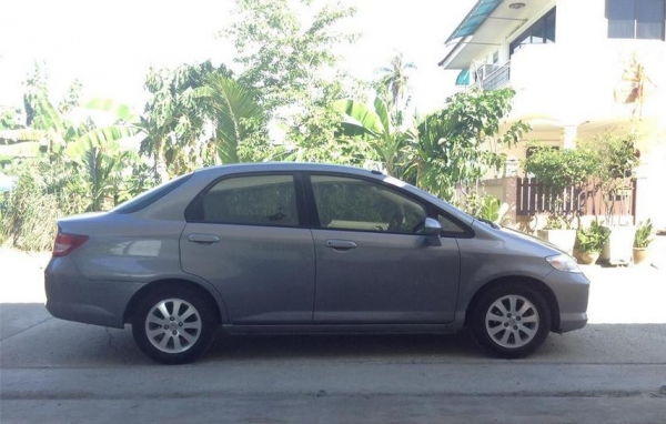 honda city ปี2005 เกียร์ออโต้ สภาพดีมาก honda city ปี2005 เกียร์ออโต้ สภาพดีมาก