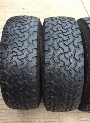 ขายยาง BF ALLTERRAIN 265-75-16 ปี11 สวยๆถูกๆครับ ขายยาง BF ALLTERRAIN 265-75-16 ปี11 สวยๆถูกๆครับ
