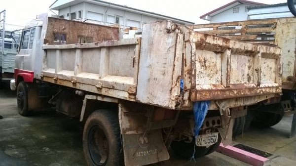 ขาย 6 ล้อดั้มยาง 900 HINO KL340 วางหัว F18 เฟืองท้ายใหญ่ เครื่อง EH100 145 HP รถขายตามสภาพเก็บอีกนิดสวยเลย ทะเบียนพร้อมโอนครับ ขาย 6 ล้อดั้มยาง 900 HINO KL340 วางหัว F18 เฟืองท้ายใหญ่ เครื่อง EH100 145 HP รถขายตามสภาพเก็บอีกนิดสวยเลย ทะเบียนพร้อมโอนครับ