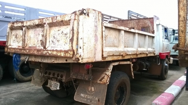 ขาย 6 ล้อดั้มยาง 900 HINO KL340 วางหัว F18 เฟืองท้ายใหญ่ เครื่อง EH100 145 HP รถขายตามสภาพเก็บอีกนิดสวยเลย ทะเบียนพร้อมโอนครับ ขาย 6 ล้อดั้มยาง 900 HINO KL340 วางหัว F18 เฟืองท้ายใหญ่ เครื่อง EH100 145 HP รถขายตามสภาพเก็บอีกนิดสวยเลย ทะเบียนพร้อมโอนครับ