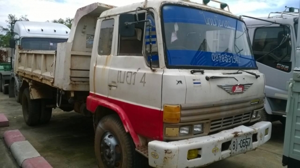 ขาย 6 ล้อดั้มยาง 900 HINO KL340 วางหัว F18 เฟืองท้ายใหญ่ เครื่อง EH100 145 HP รถขายตามสภาพเก็บอีกนิดสวยเลย ทะเบียนพร้อมโอนครับ