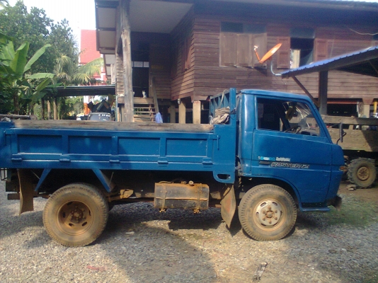 ขายรถดั้ม toyota 85แรงม้า