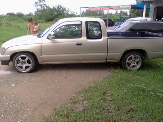 ขายไทเกอเครื่อง 3.0 ปี2000คับ