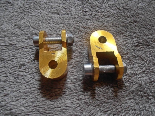 ขายอะหลั่ย KLX DTX เเละ KSR กว่า 30 รายการครับ