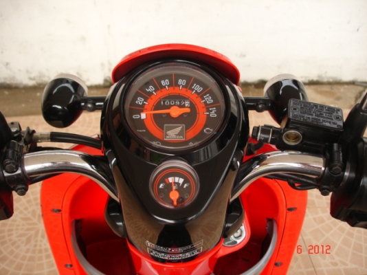 Honda scoopy i รุ่น Active Boy สีแดงดำ สภาพใหม่มาก 5 เดือน