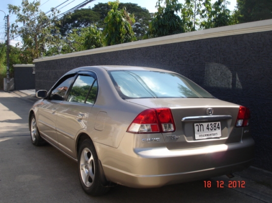 HONDA CIVIC 1.7 VTi-L โฉม Dimention สีบรอนซ์ทอง เบาะหนัง auto