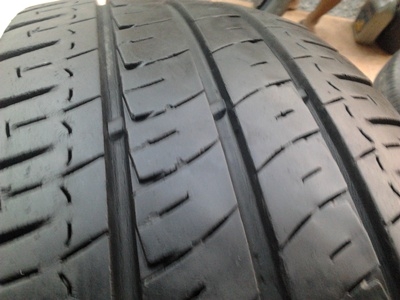 ขายยาง205/70/15 ปี 4708 MICHERLIN AGILIS 1 ชุด  ราคา :  4,500.00  บาท