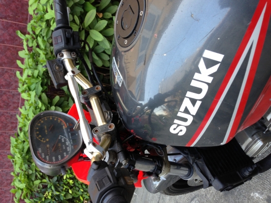 ขายด่วนsuzuki katana400 92 แต่งสตันตามสภาพมีทะเบียนภาษี56