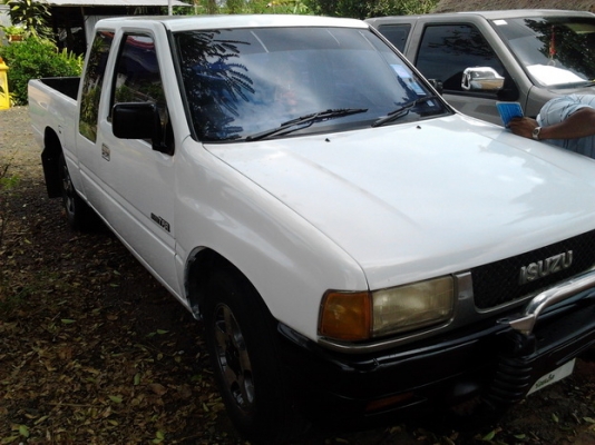 ISUZU TFR มังกรทอง SPACE CAB SL 2.5 MT ปี 35 เครื่องดีมากไม่มีเยิ้ม ภายในเก๋งสะอาดสวย แอร์เย็นจัด พวงมาลัยเพาเวอร์ กระบะไม่มีที่ผุ ปูพื้นยางด้วยแม็กลายเนอร์ ช่วงล่างคัชซีไม่ผุ ยางสภาพดี 4 เส้นประมาณ 60\% พร้อมใช้งาน เอกสารทะเบียนภาษีครบไม่มีขาดพร้อมโอน ราค ISUZU TFR มังกรทอง SPACE CAB SL 2.5 MT ปี 35 เครื่องดีมากไม่มีเยิ้ม ภายในเก๋งสะอาดสวย แอร์เย็นจัด พวงมาลัยเพาเวอร์ กระบะไม่มีที่ผุ ปูพื้นยางด้วยแม็กลายเนอร์ ช่วงล่างคัชซีไม่ผุ ยางสภาพดี 4 เส้นประมาณ 60\% พร้อมใช้งาน เอกสารทะเบียนภาษีครบไม่มีขาดพร้อมโอน ราค