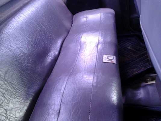 ISUZU TFR มังกรทอง SPACE CAB SL 2.5 MT ปี 35 เครื่องดีมากไม่มีเยิ้ม ภายในเก๋งสะอาดสวย แอร์เย็นจัด พวงมาลัยเพาเวอร์ กระบะไม่มีที่ผุ ปูพื้นยางด้วยแม็กลายเนอร์ ช่วงล่างคัชซีไม่ผุ ยางสภาพดี 4 เส้นประมาณ 60\% พร้อมใช้งาน เอกสารทะเบียนภาษีครบไม่มีขาดพร้อมโอน ราค