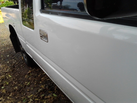 ISUZU TFR มังกรทอง SPACE CAB SL 2.5 MT ปี 35 เครื่องดีมากไม่มีเยิ้ม ภายในเก๋งสะอาดสวย แอร์เย็นจัด พวงมาลัยเพาเวอร์ กระบะไม่มีที่ผุ ปูพื้นยางด้วยแม็กลายเนอร์ ช่วงล่างคัชซีไม่ผุ ยางสภาพดี 4 เส้นประมาณ 60\% พร้อมใช้งาน เอกสารทะเบียนภาษีครบไม่มีขาดพร้อมโอน ราค