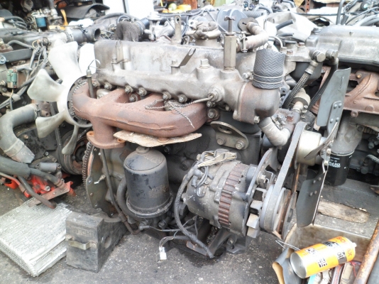 ขายเครื่อง  jeep  mitsu  4dr5